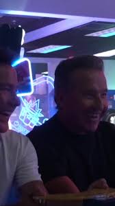 Medicamento Duston Gel Ricardo Montaner