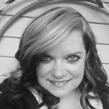 Veronica Bateman's Instagram, Twitter & Facebook