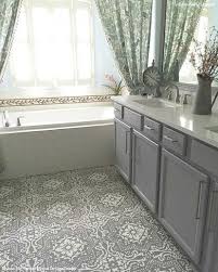 Yes You Can Paint Vinyl Linoleum Floor With Stencils Linoleum Flooring Stenciled Floor Paint Linoleum