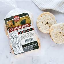 Put it on the prepared foil, and continue with the remaining dough. Amazon Com Great Low Carb Bread Co Everything Bagels Packaged Bagels Grocery Gourmet Food