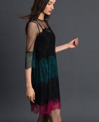 Dal catalogo twin set autunno inverno 2018 2019 abito con maglia a righe e gonna di pizzo nero. Twinset Abiti Eleganti Inverno 2019 2020