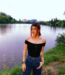 Ziua și cearta la survivor românia. Cu Cine Doarme Roxana GhiÈ›Äƒ La Survivor Colegul Ei RÄƒzboinic S A Dat De Gol Galerie Foto Stiri Vedete Si Evenimente Viva Ro