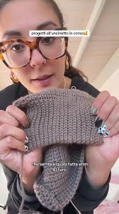 Progetti all'uncinetto in corso 🫠: Balaclava, sciarpa e borse uncinetto