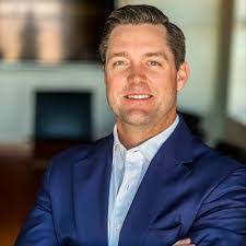 Aron Marquez's Instagram, Twitter & Facebook