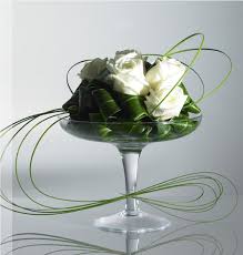 Pin By Marian Fedik On Gardening Top Flower Arrangements Simple Modern Flower Arrangements Flower Arrangements