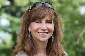 Marc Tanguay doit retirer sa publicité » -Nathalie Roy