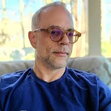 I keep forgetting, but how is this not a cult? Is it because they don't all  live