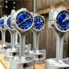 75 Amazing Car Parts Furniture Ideas 2020 Updated Greenorc Deco Garage Decoration Garage Deco Voiture