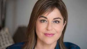 Sarah Bradley: turning Pacific tides