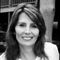 Lisa Martell's Instagram, Twitter & Facebook