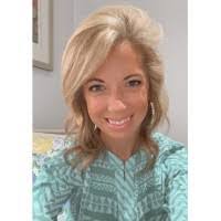 Lauren Randall's Instagram, Twitter & Facebook