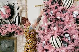 These cool halloween decorations will add some scare factor to your property. 13 Halloween Tree Decorating Ideas Hgtv