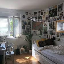 Pin By Maria Thomas On H O U S E Retro Bedrooms Aesthetic Bedroom Room Inspo