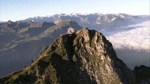 Der gross mythen ist einer dieser berge, die man einfach mal gemacht haben muss. Swissview Sz Grosser Mythen 1 2 Youtube