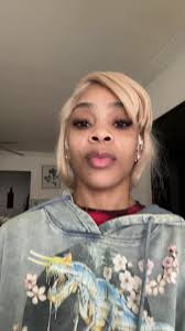 Ik i look crazy you dont gotta tell me😂 #fypシ゚viral #headphones