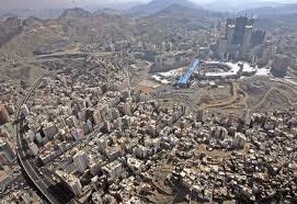 En arabe مَكَّة المكرمة makkaʰ al mukarramaʰ, plus couramment مكة makka) est une ville de. Les Inondations De La Mecque Jesus Ou Mohamed