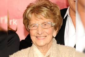 Jeffrey Eiland's Instagram, Twitter & Facebook