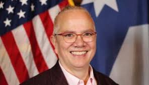 Restaurant chain acquires Vinny Testa's