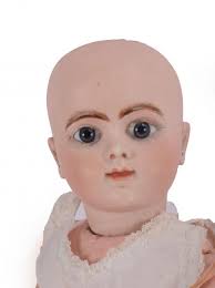 LES PLUS BELLES POUPÉES DE COLLECTION DE 1850 À 2000