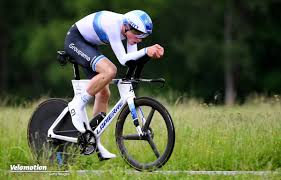 La réaction de stefan kung à l'arrivée. Schweiz News Velomotion