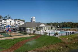 The structures served as a hotel for the next three decades, the leaseholder and name changing several times: Carillon Woods Millsboro De Apartment Finder