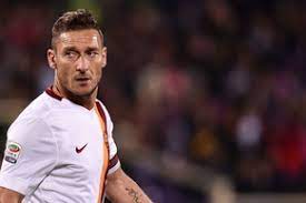 He has played for roma. Funf Personen Wahlen Francesco Totti Zum Italienischen Staatsprasidenten Die Stimmen Sind Ungultig Der Fussball Oldie Ist Zu Jung Watson