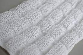 The printer can churn out a blazer within an hour and a half, which is impressive. 3d Printing And Knitting Converge Technical Crafting Brings New Dimension To Apparel 3dprint Com The Voice Of 3d Printing Additive Manufacturing Machine Knitting 3d Printing 3d Printing Fashion
