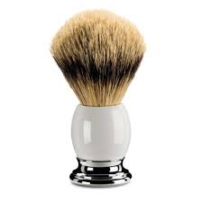 It is normally regarded as the benchmark standard of shaving brush manufacturers. Muhle Badger Hair Shaving Brush Porcelain Manufactum