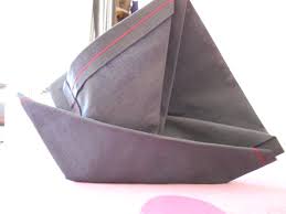 Autres photos similaires à pliage de serviette en papier facile bateau. Diy Serviettes De Table Partie 3 Couture Et Pliage Les P Tites Creations De Megami