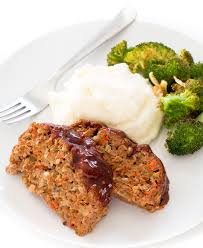 Top the casserole with shredded cheddar cheese and bacon. How To Make The Best And Easiest Homemade Meatloaf Chef Savvy
