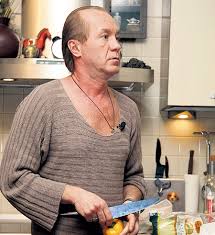 Андрей панин — вячеслав ворон, майор, сотрудник особого отдела, муж альбины владимир симонов — вадим глинский, певец, в прошлом «звезда» эстрады Odinokaya Smert Andreya Panina Ekspress Gazeta