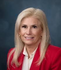 Realty Executives Arizona Territory- Outlier