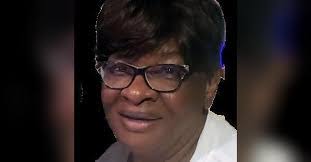 Pearlie Mckenzie's Instagram, Twitter & Facebook