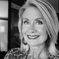 Alison Trout's Instagram, Twitter & Facebook