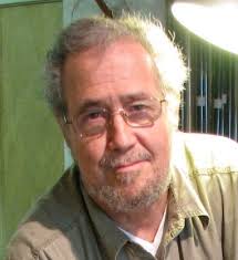 Guitarmaking: Tradition and Technology, A Complete Reference for the Design  & Construction of the Steel-String Folk Guitar & the Classical Guitar:  Cumpiano, William; Natelson, Jonathan D.: 9780961873707: Amazon.com: Books