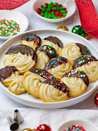 Easy Christmas Butter Cookies Ready In 20 Minutes Recipe Christmas Food Desserts Creamy Hot Chocolate Recipe Christmas Sweet Recipes