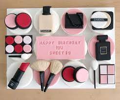 Then, let the cakes dry for 2 to 3 hours. Makeup Kit Cupcakes Celebrate Your Event With Caketalk Ae Dubai Shop Online