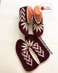 760 Otmetok Nravitsya 58 Kommentariev Sevincli Orguler Sevincli Orguler37 V Instagram Herkese Crochet Purse Patterns Diy Jeans Crafts Crochet Slippers