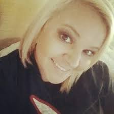 Layne Cox (layneivey)