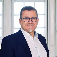 Enjoyed another #vestas challenge playing indoor golf simulator with great  colleagues.