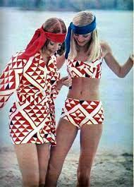 1970s Beach Wear In Usa Uk Teens In The 70 S Thought This Was Awful Fashion 70s Fashion Fashion Retro Fashion