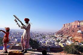 Kebanyakan dhoti hanya boleh dilihat di hari perkahwinan sahaja kerana generasi muda hari ini tidak berminat dengan pakaian tersebut. Pengenalan Pakaian Tradisional Rajasthan India 2021