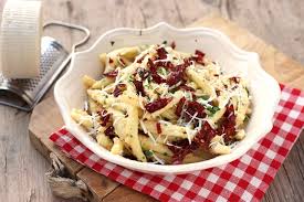 Castagne, fichi e miele sono tra i prodotti più tipici della basilicata, largamente utilizzati anche nella preparazione dei dolci insieme alla cannella. Piatti Tipici Basilicata Scopri Le Tipiche Ricette Lucane Del Cucchiaio D Argento