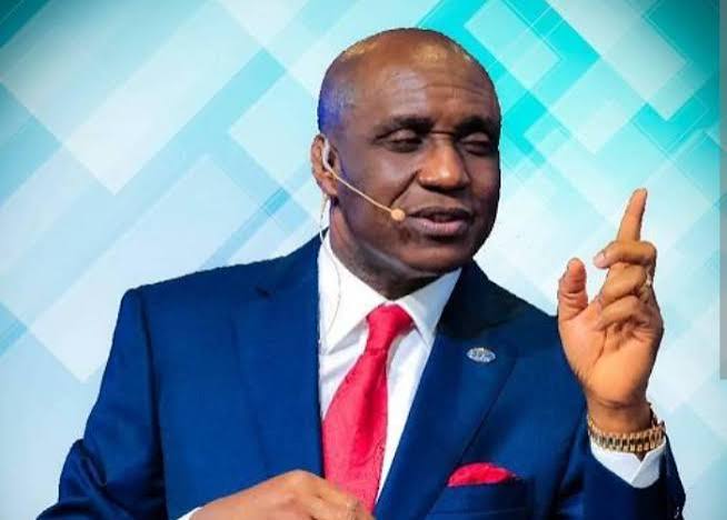 Don't collect money from senior pastors, give them - Ibiyeomie