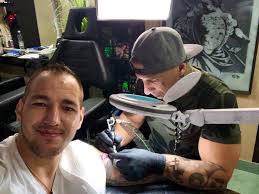 Lotfi begi x roy feat. Curtis Albi Baratomnal Megy A Munka S Dean Tattoo Studio Facebook
