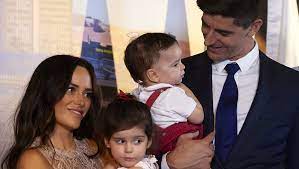 When courtois stole de bruyne 39 s girlfriend oh my goal. Family Is The Main Reason Behind Thibaut Courtois Real Madrid Move Confirms Agent Ht Media
