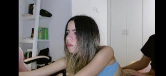 TWITCH STREAMER CAUGHT DOING HER BF LIVE ON STREAM - EroMe