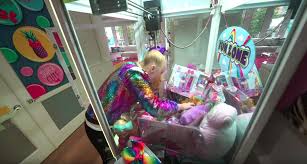 Welcome to jojo siwa house. Here S What Jojo Siwa S House Actually Looks Like
