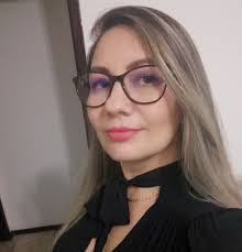 Sandra Merlo's Instagram, Twitter & Facebook