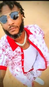 Where my beautiful queens at?